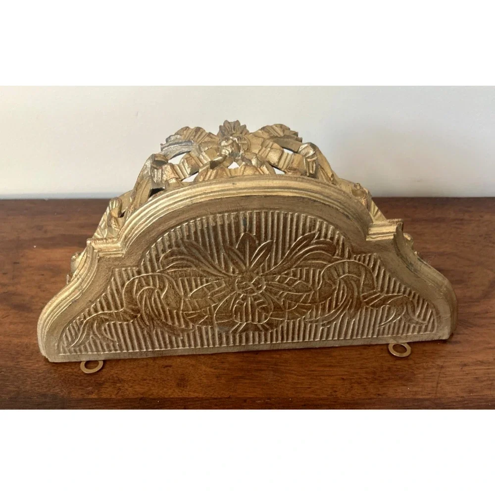 Syroco Style beautiful vintage